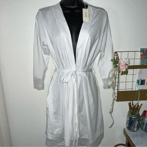 Peruvian Pima Cotton White Lace Trim Robe